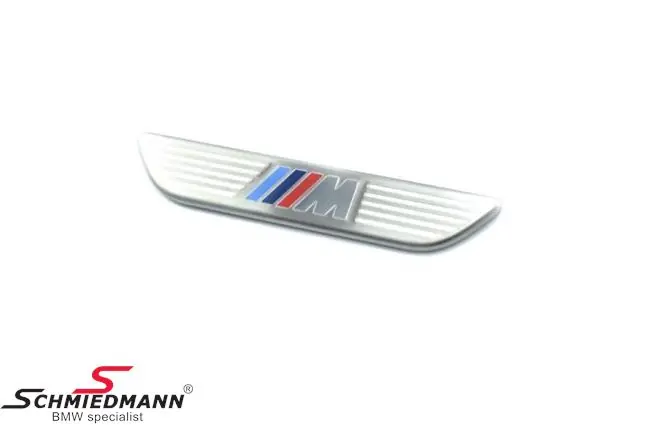 Loppuunmyynti - Takaovien kynnykset ///M-Tech. hopea, sopii molemmille puolille. 51477205265 51 47 7 205 265 7205265