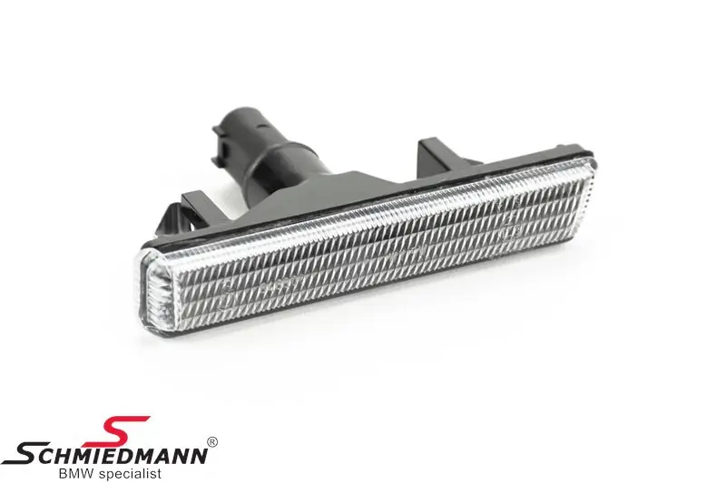 Sivuvilkku, valkoinen, oikea, BMW alkuperäinen 63137165846 63 13 7 165 846 7165846 | Premium