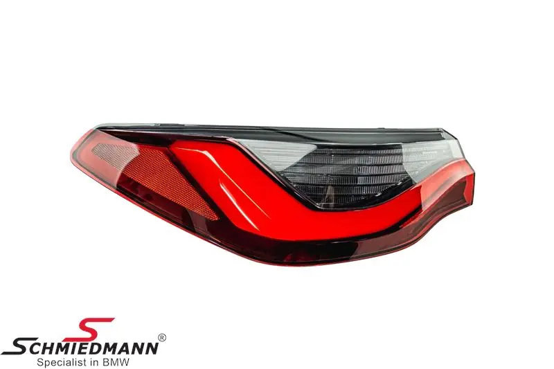 Takavalo - vasen puoli, ulompi osa, LED, punainen/tumma 63217477603 63 21 7 477 603 7477603 | Premium-laatu